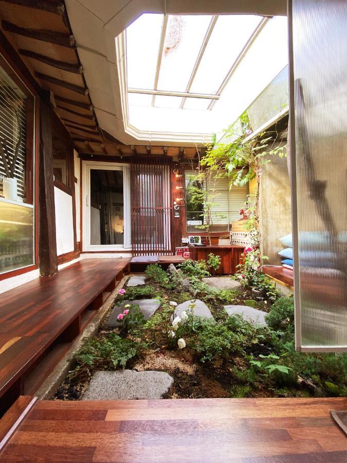 Viva La Vida - Jongno Hanok Private House Сеул Экстерьер фото