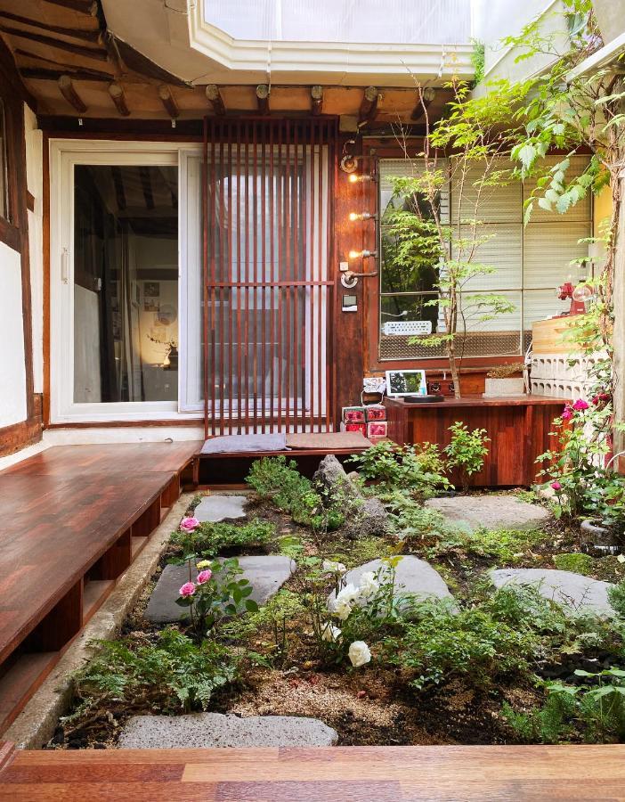 Viva La Vida - Jongno Hanok Private House Сеул Экстерьер фото