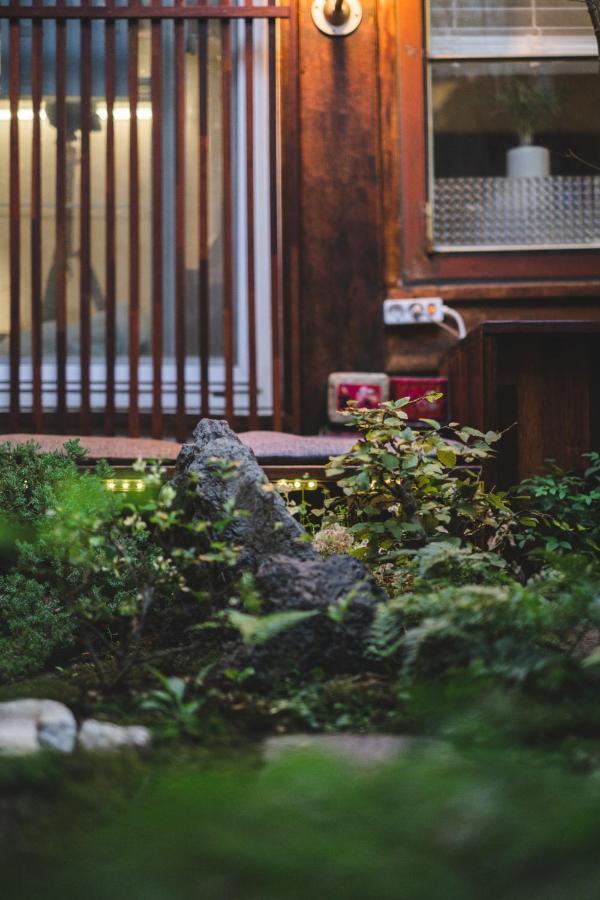 Viva La Vida - Jongno Hanok Private House Сеул Экстерьер фото