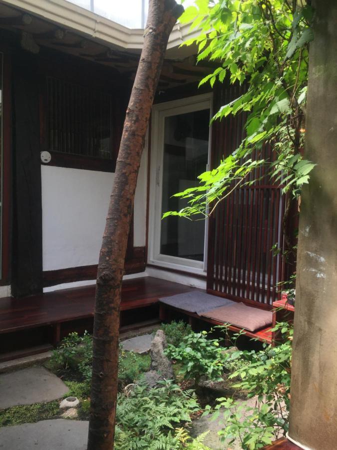 Viva La Vida - Jongno Hanok Private House Сеул Экстерьер фото